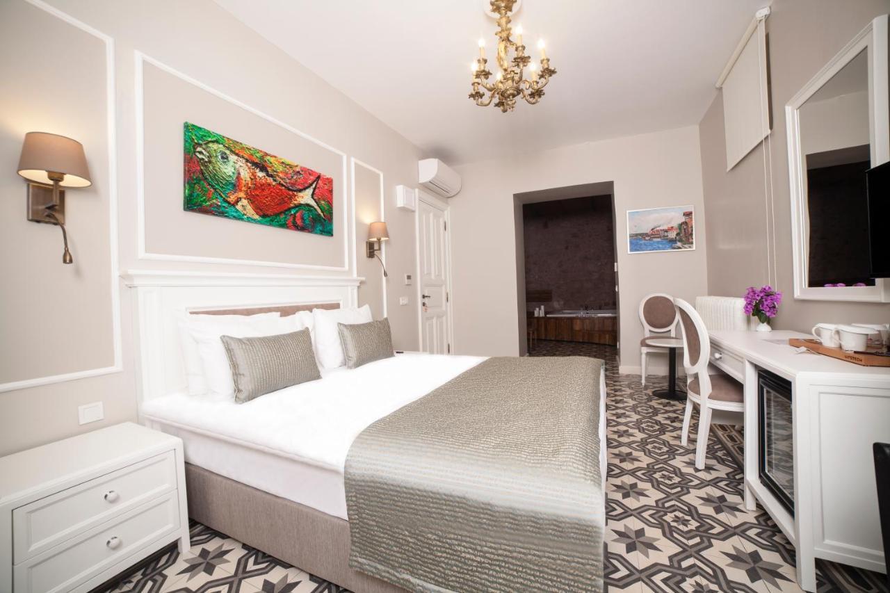 Triada Hotel Bueyuekada Adalar Kültér fotó