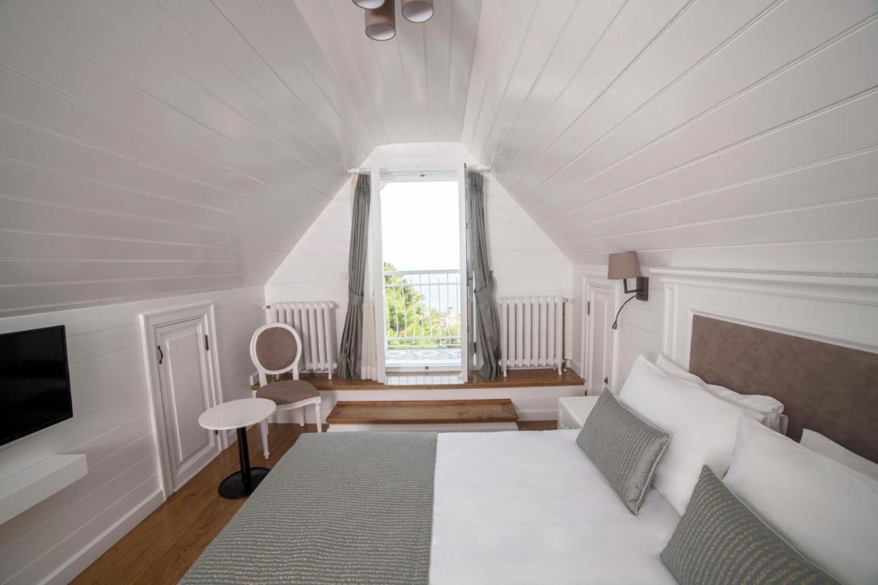 Triada Hotel Bueyuekada Adalar Kültér fotó