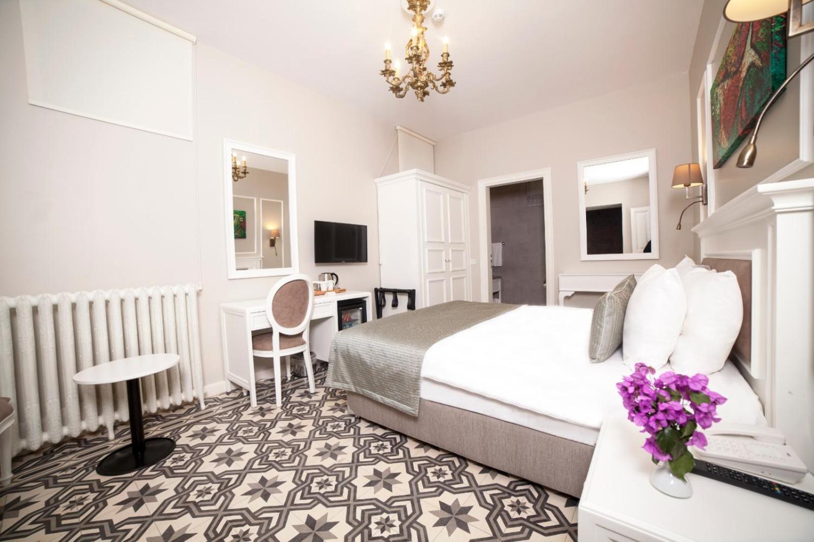 Triada Hotel Bueyuekada Adalar Szoba fotó